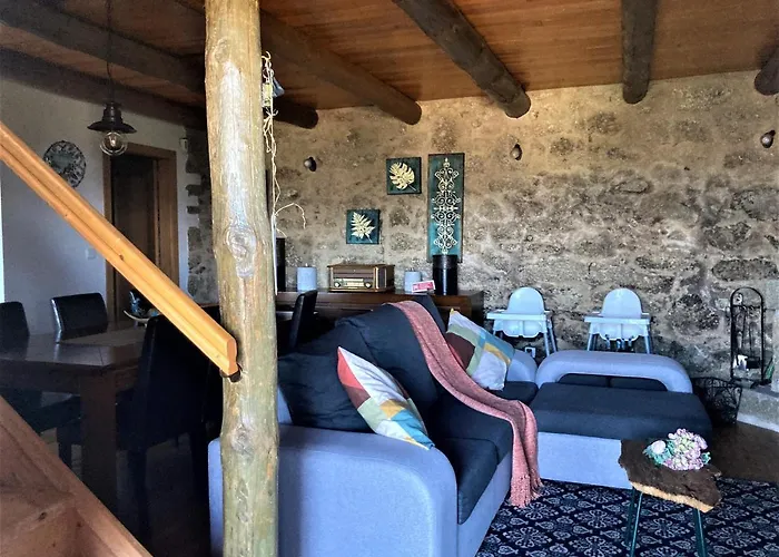 Casa Do Caminho Do Monte Chalet